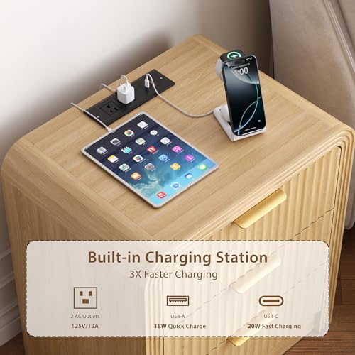 Decofy Fluted Nightstand with 3 Drawers & Charging Station - Natural Oak, Variation 1