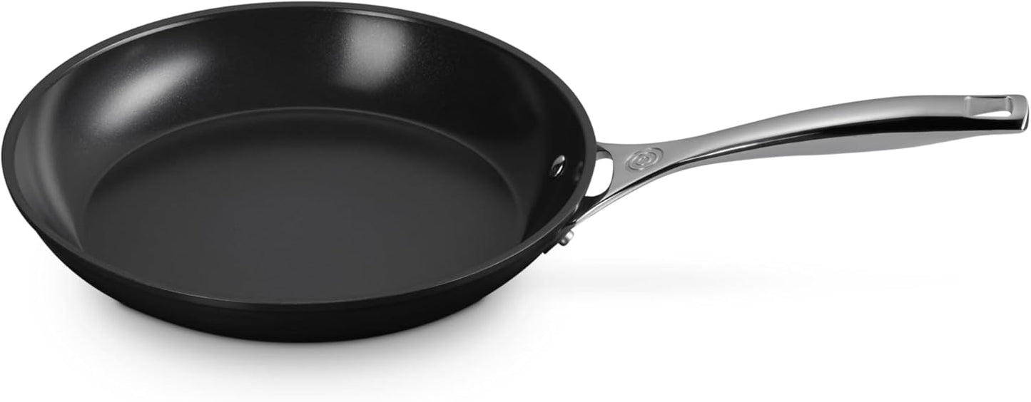 Le Creuset Non-Stick Ceramic Frying Pan Set - Essential 2-Piece Cookware Set