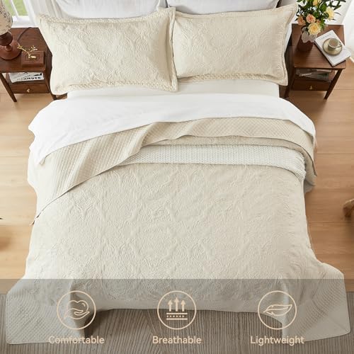 Oversized King Bedspread Set - Damask Pattern Beige 138x122, Lightweight Comforter with Pillowcases