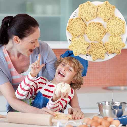 Snowflake Cookie Cutters Set 8 Pcs 3D Winter Holiday Cookies Cutter for Party Christmas Decoration (Xmas Snowflake)