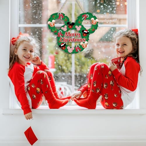 Christmas Mouse Wooden Door Sign - Holiday Welcome Decor, 13.4x12 inch