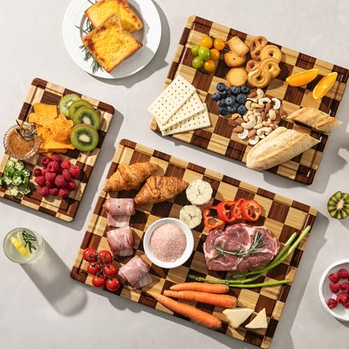 Checkered Bamboo Cutting Board Set - 3 Piece Kitchen Chopping Boards with Holder