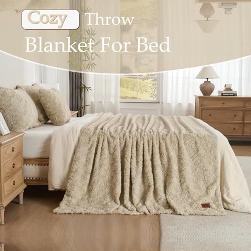 Faux Fur Rabbit Throw Blanket,Super Soft Plush Thick Warm