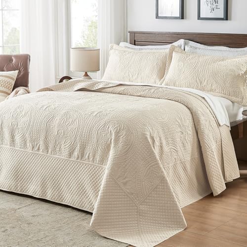 Qucover Oversized King Quilt Bedspread 132x 120, Extra Wide Alaska