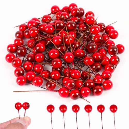 DIYASY 100 pcs Artificial Holly Berries, Mini 10 mm Christmas Fake Berries with Wire Stems Xmas Red Berry Stems Picks for Christmas Tree Decorations Wreath Craft Wedding Party Decor