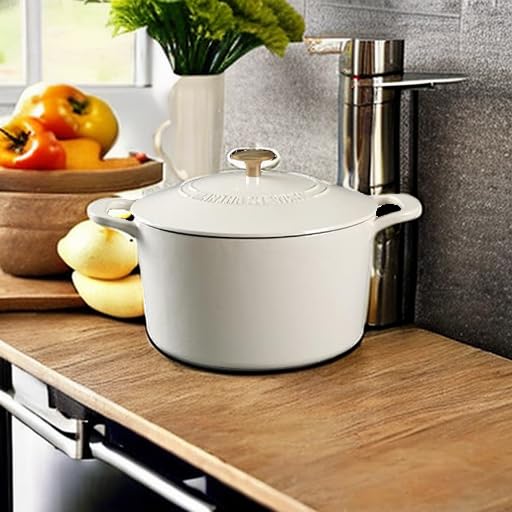 Dutch Oven - Linen White with Gold Knob 7-Quart Enamel Cast Iron Cookware