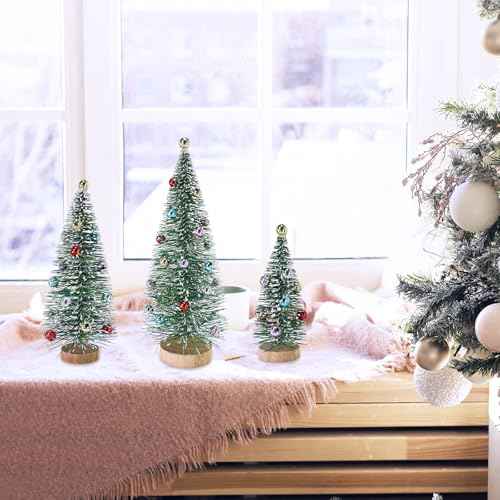 Winlyn 3 Pcs Christmas Frosted Bottle Brush Trees with Wood Base Small Green Sisal Trees with Ornaments Snowy Tabletop Christmas Trees 4.7"- 9.3" Tall for Christmas Village Decor Winter Holiday Party