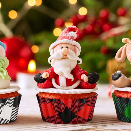 Whaline 600pcs Christmas Buffalo Plaid Cupcake Liners 2 x 1.2 inch, Holiday Paper Baking Cups for Xmas Party