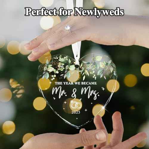 First Christmas Married Ornament 2025, Wedding Gifts for Couple Wedding Christmas Ornament Just Married Gift for Newlywed, Bridal Shower Gifts