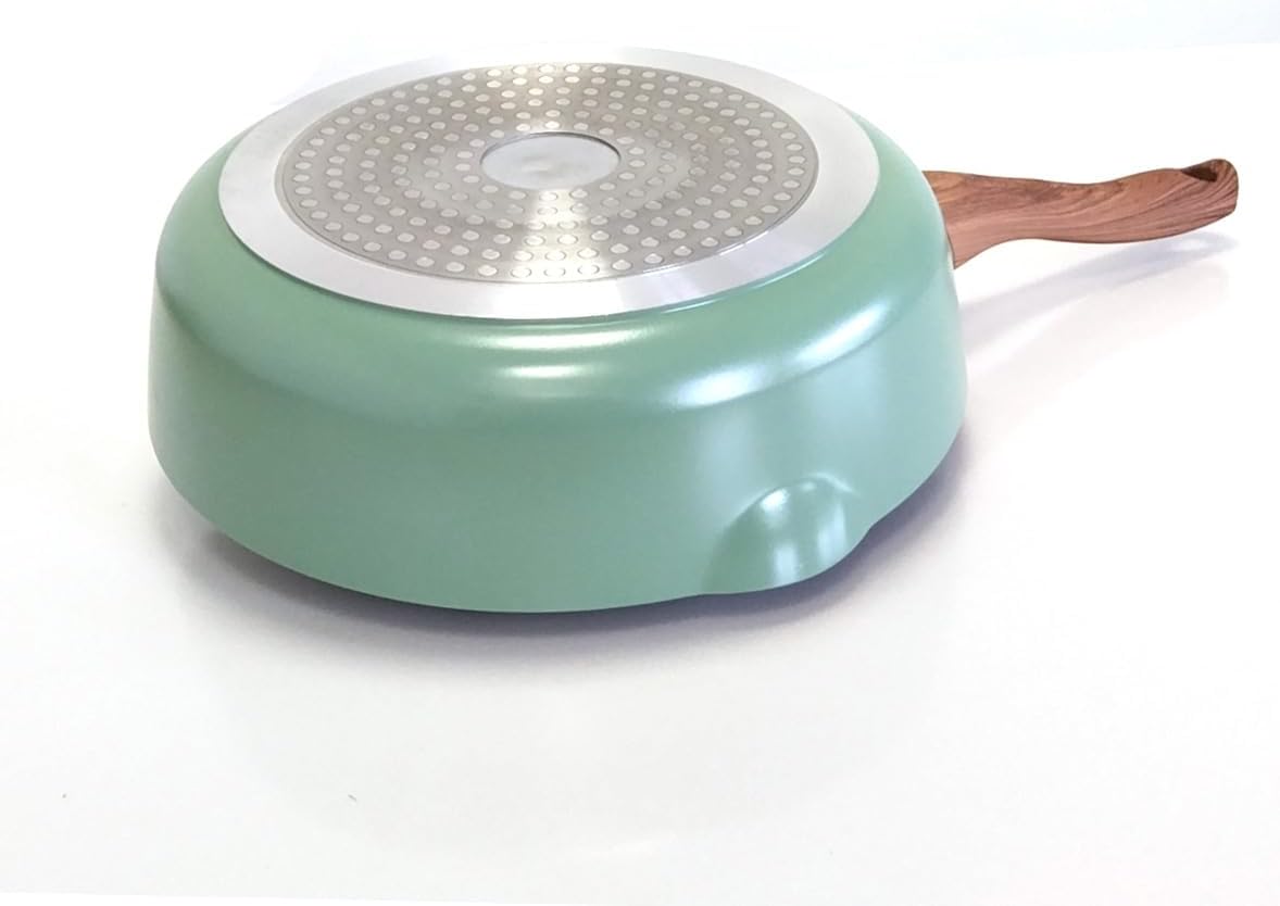 Skiennix Nonstick Frying Pan Skillet - Induction Compatible Omelette Pan, 10-Inch, Emerald Green