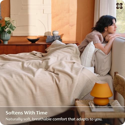 Bedsure Organic Cotton Waffle Bed Blanket Queen Warm Beige 90x90