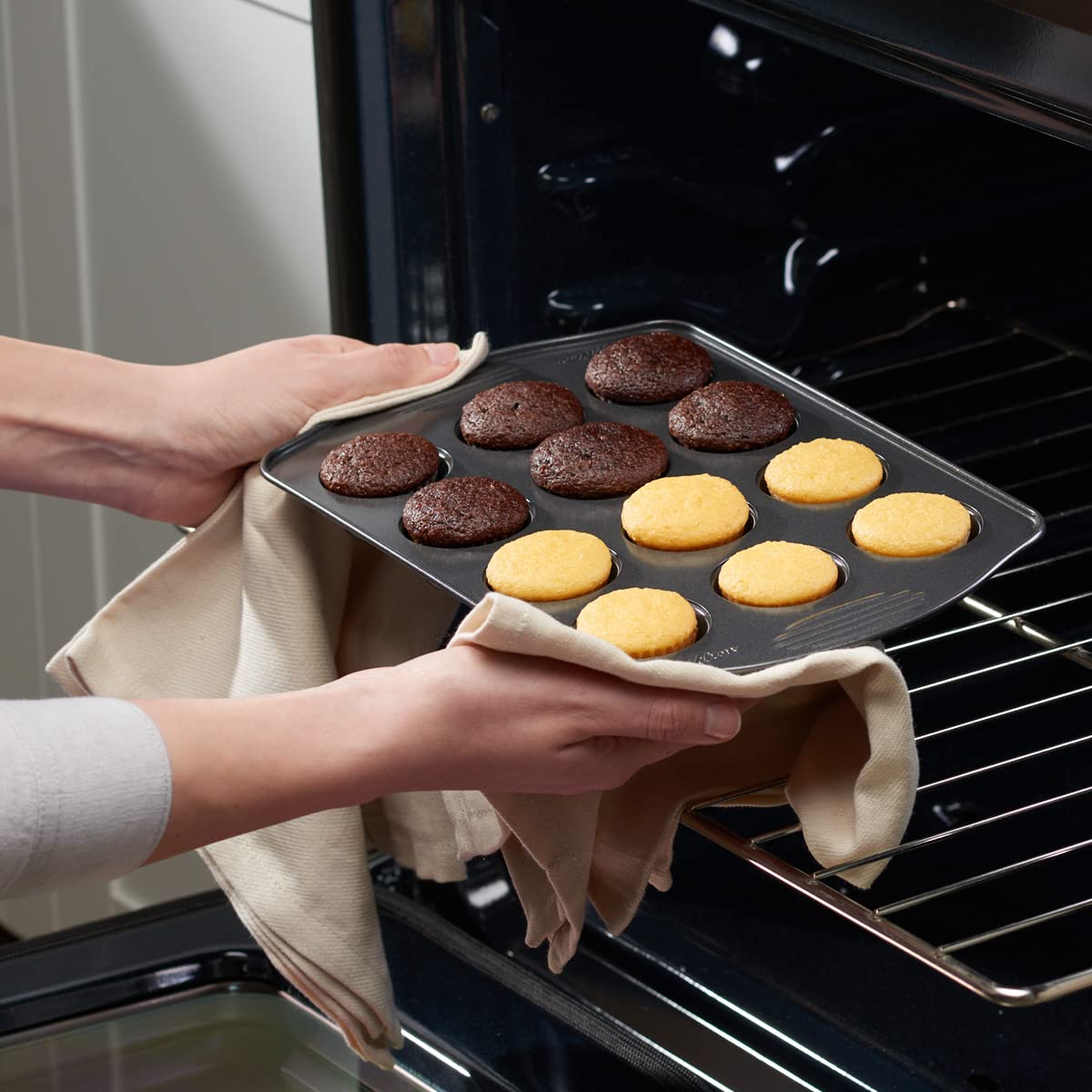 GUSTO [500 Pcs] Kraft Mini Cupcake Liners for Baking - Food Grade & Grease-Proof, Durable Baking Cups for Muffins, Cupcakes, and More - Formerly Comfy Package
