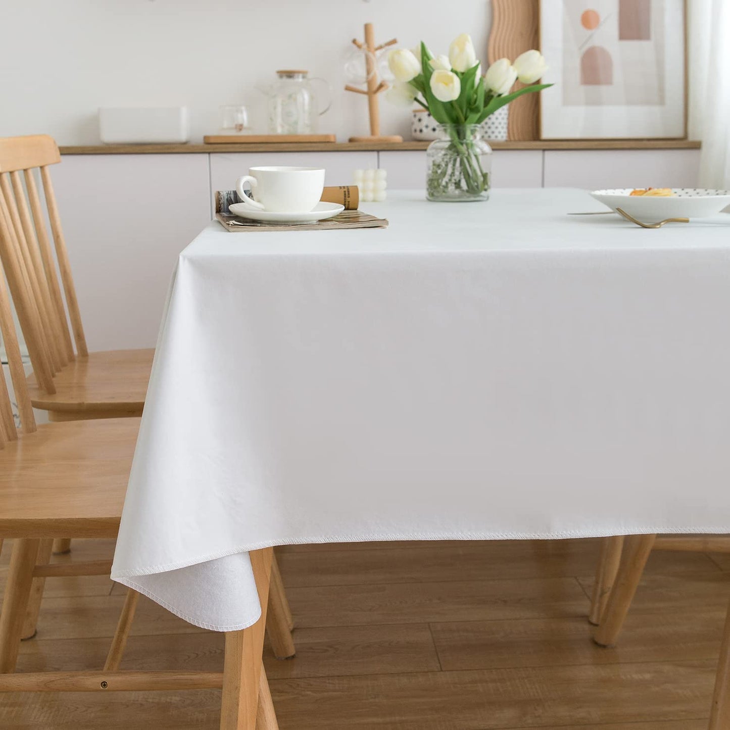 Pioggia Vinyl Tablecloth with Flannel Backing Rectangle Waterproof Oil-Proof Plastic Table Cloth Wipeable PVC Table Cover for Indoor and Outdoor (White, 60 x 84 Inch)