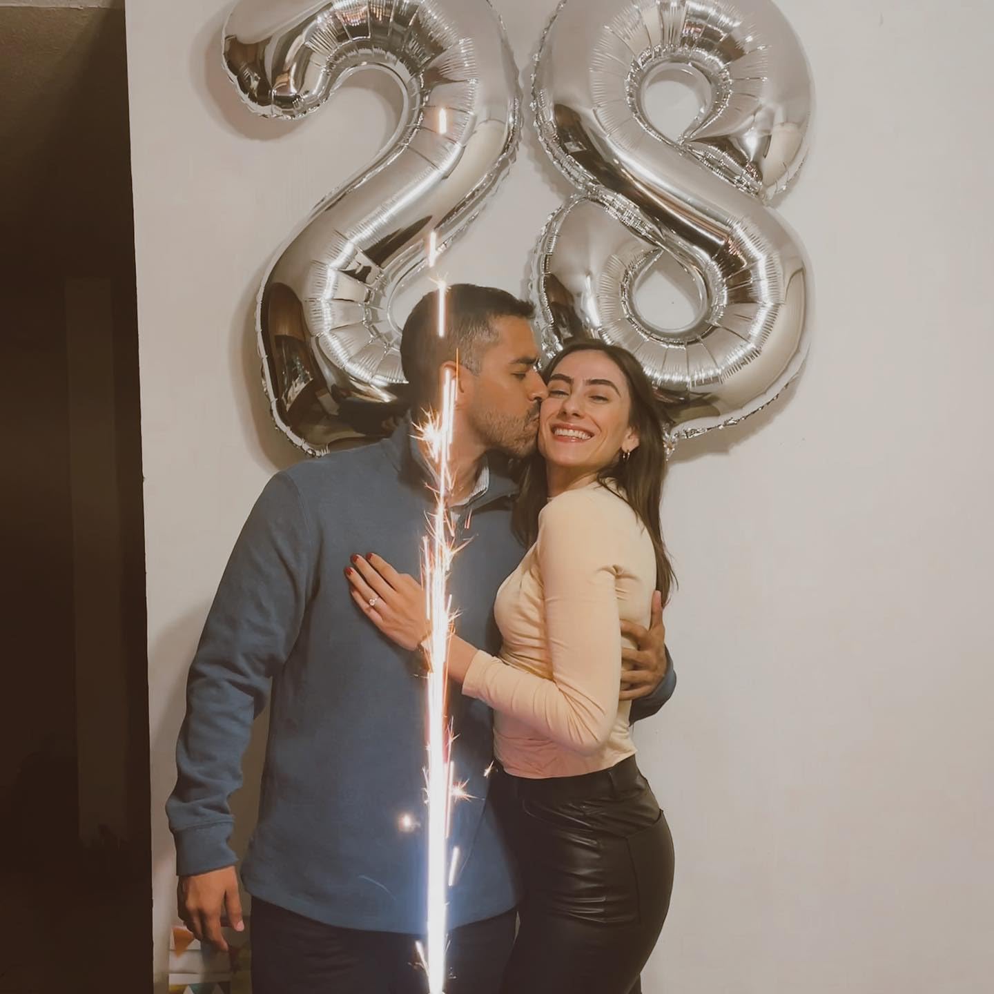 Silver Number 8 Balloon 40 Inch, 8th Birthday Party Decorations for Children, Giant 8 Foil Balloon for Party Supplies