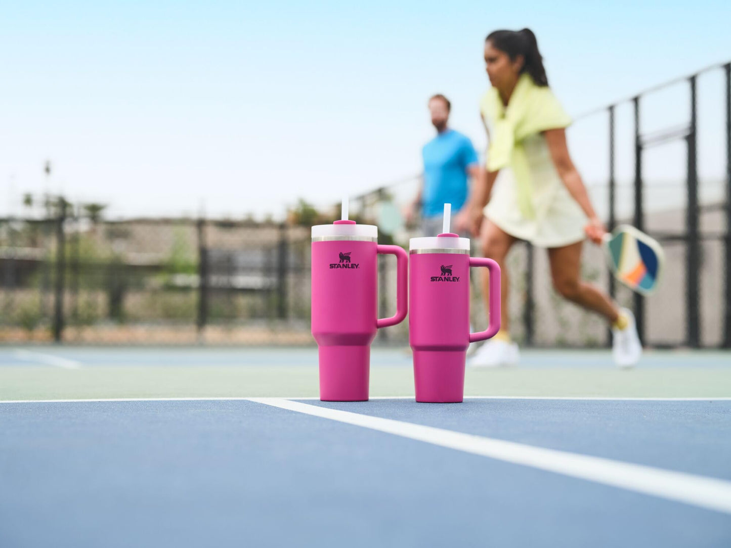 STANLEY Quencher H2.0 Tumbler with Handle and Straw 30 oz | Flowstate 3-Position Lid | Cup Holder Compatible for Travel | Insulated Stainless Steel Cup | BPA-Free | Fuchsia