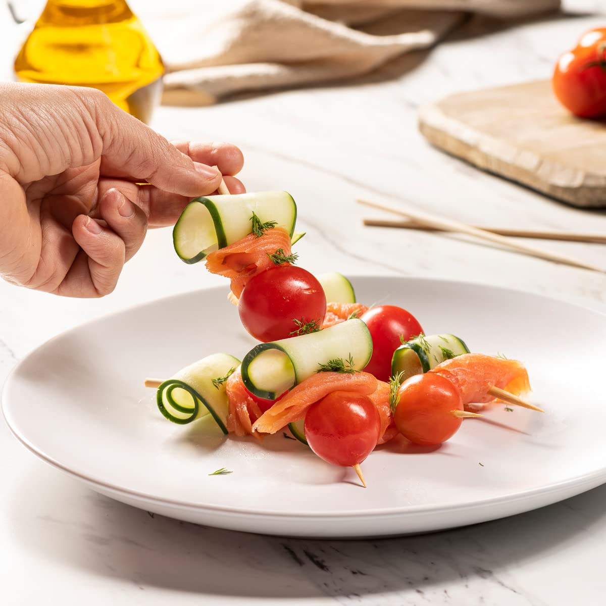 GUSTO [6 Inch - 100 Count] Bamboo Skewers for Shish Kabob, Grilling, Fruits, Appetizers, and Cocktails (Formerly Comfy Package)