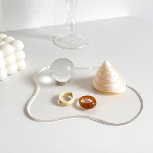 3 Pcs Acrylic Irregular Coasters Cloud Shape Cup Mats Transparent Cute Coaster for Tabletop Protection Home Decor for Coffee Table, Stone Tables, Desk, Kitchen, Office (Clear)
