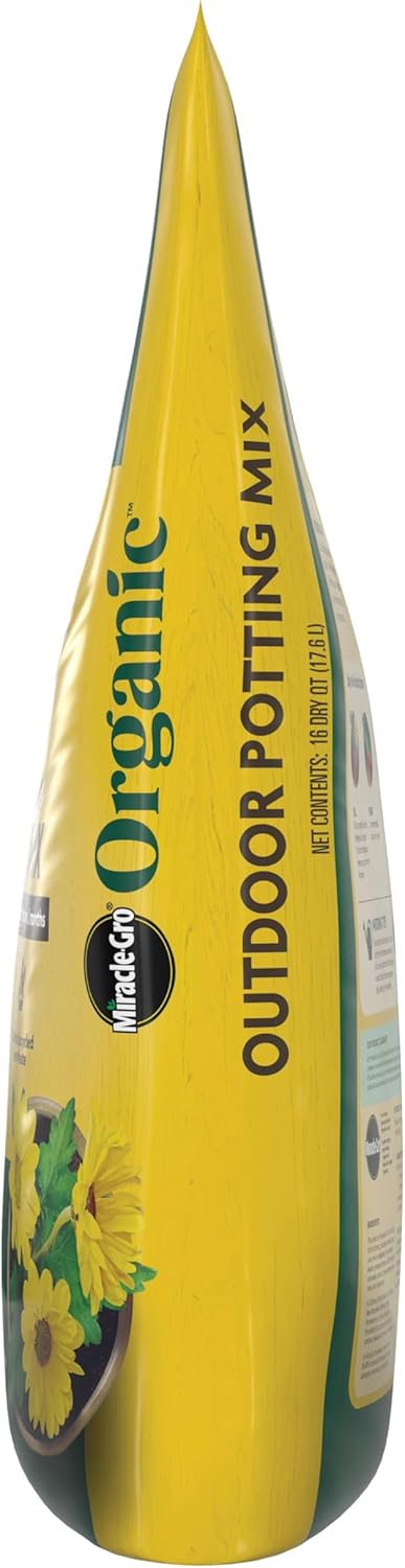 Miracle-Gro Organic Outdoor Potting Mix - Quick-Release Fertilizer for Container Plants | 16 qt. (2-Pack)