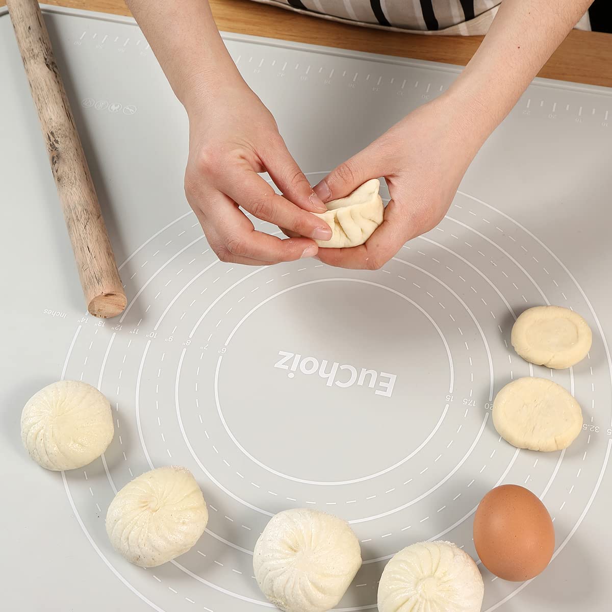 EuChoiz Silicone Pastry Mat 32"*24" Extra Thick Non Stick Baking Mat Food Grade Silicone Dough Rolling Mat with Edge Heightening Large