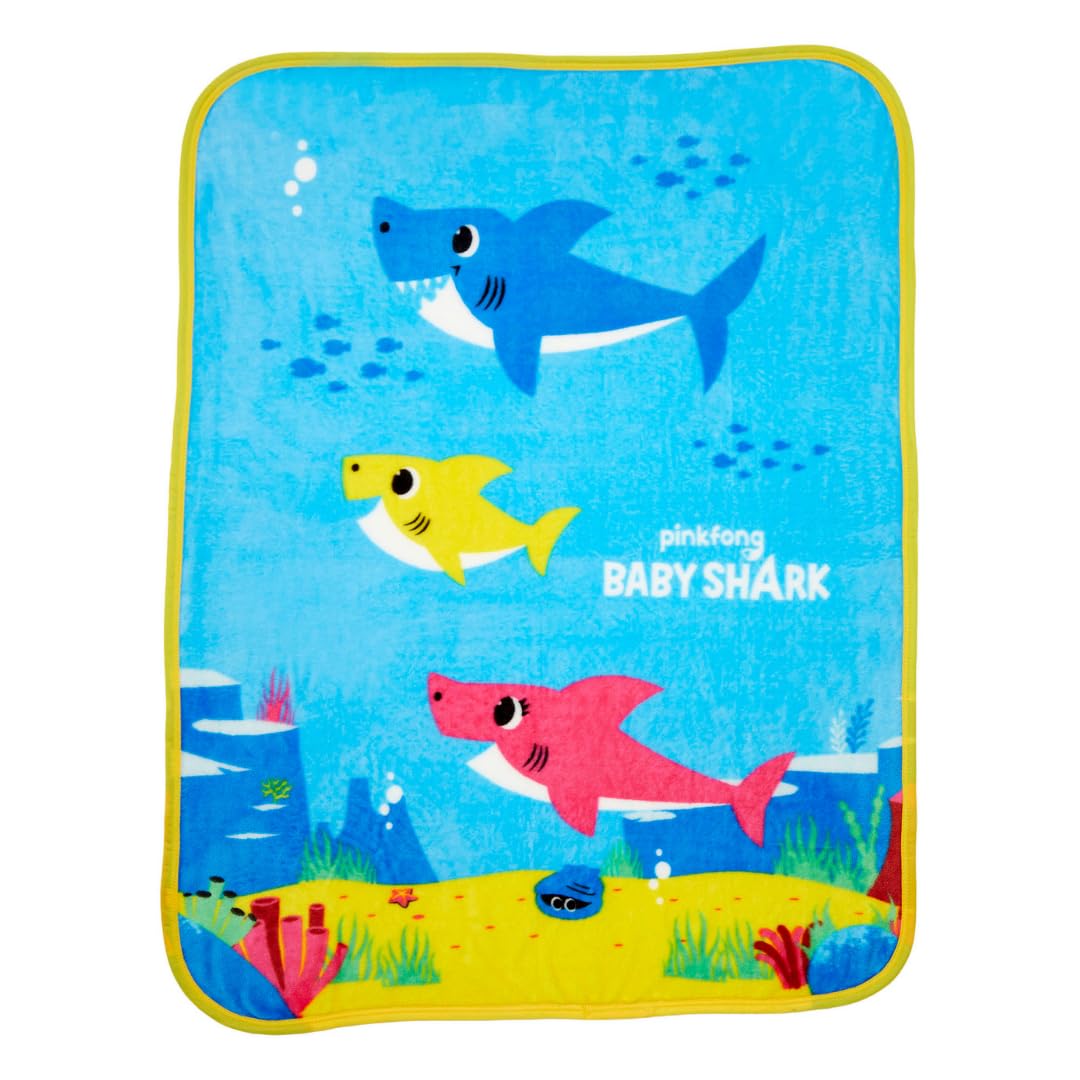 Baby Shark Kids Bedding Super Soft Silk Touch Throw, 40 in x 50 in, (Official Licensed Product) by Franco