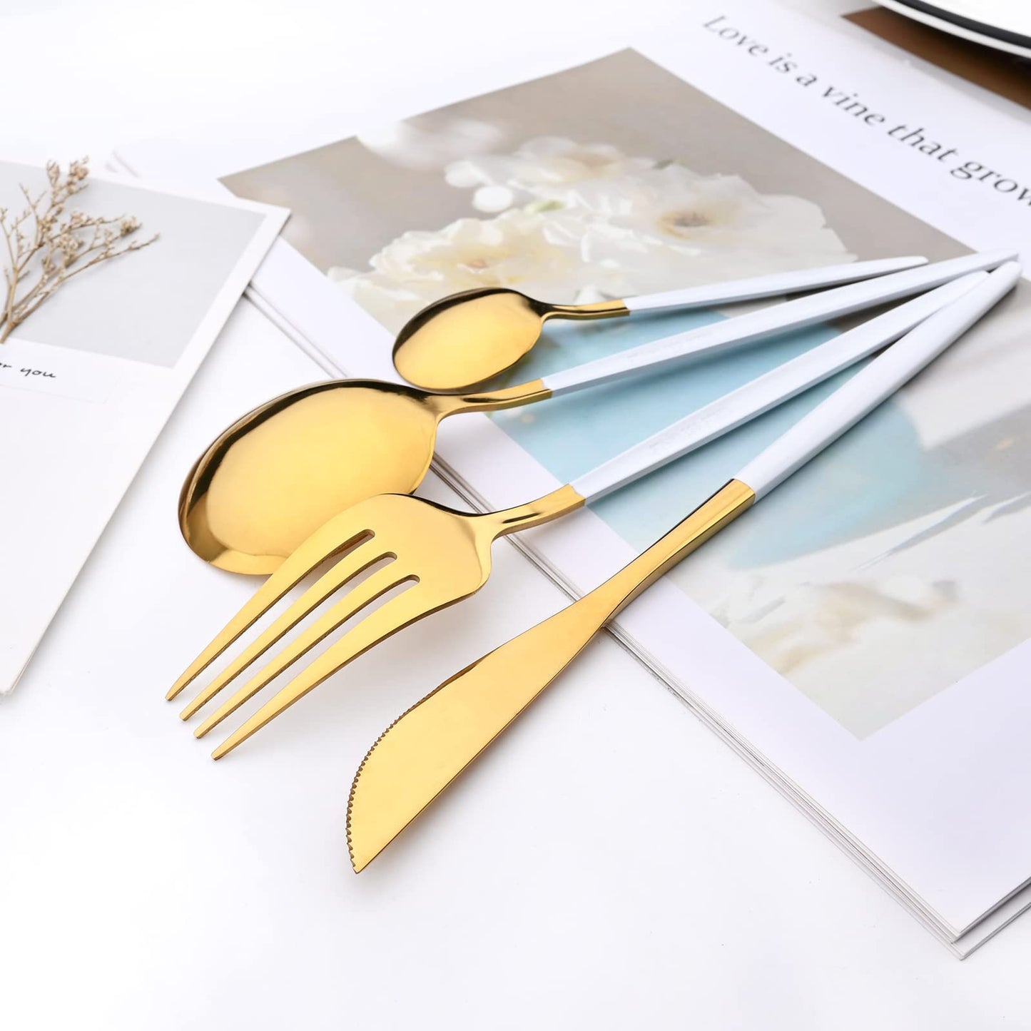 Snplowum Mirror Cutlery Serving Set, 24-piece 18/0 Stainless Steel Silverware With White Handle Simple & Modern Tableware For Home Party Restaurant Christmas Dinner, Service For 6 (White Gold)