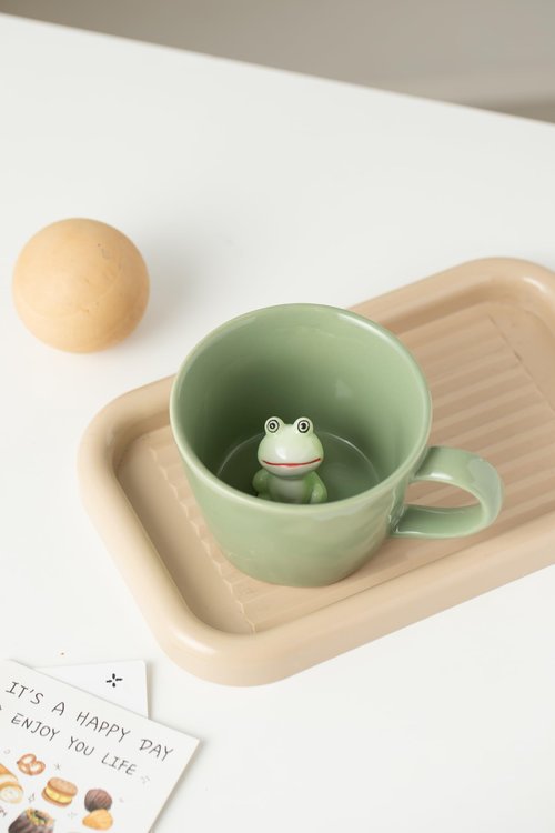 DIHOclub Frog Coffee Cup Hidden 3D Animal Inside Mug,Garden series Handmade Figurine Mugs 12OZ(Green)