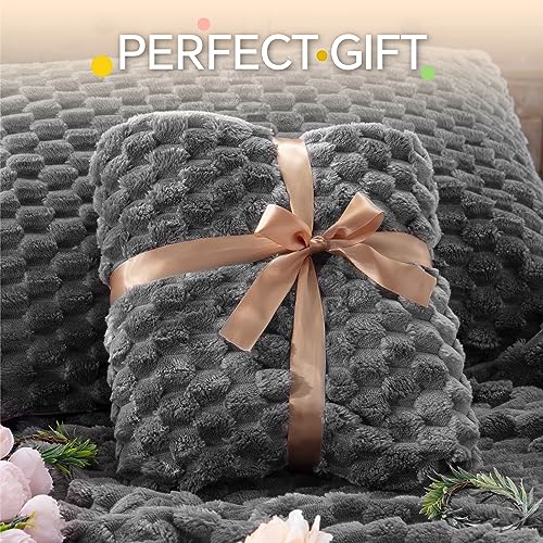 BEDELITE Fluffy Queen Comforter Set, Dark Grey Fleece Bed Set 3 Pieces