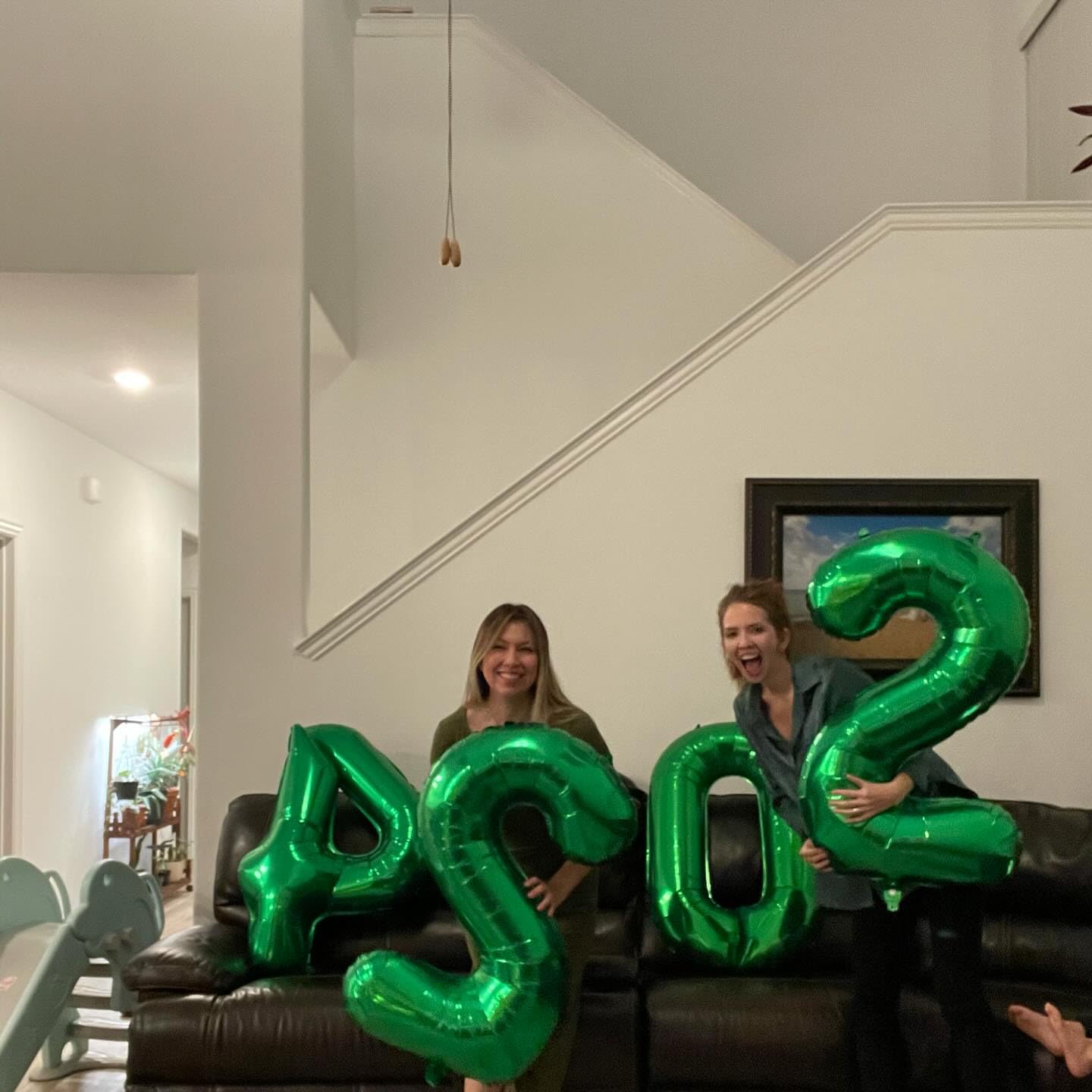 Green Number 25 Balloon 40 inch, 25 Number Balloons, 25th Green Birthday Decorations, 25 Year Old Women Men Party Supplies, St. Patrick's Day Games Theme Birthday Decorations