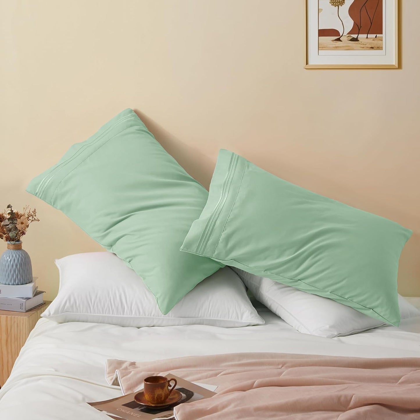 Vonty Pillow Cases - Luxury 1800 Thread Count Microfiber, 20x26 Inch, Sage Green with Envelope Closure