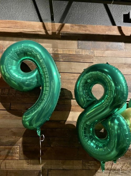 Dark Green Number 8 Balloon 40 Inch, 8th Birthday Party Decorations for Children, Giant 8 Foil Balloon for Party Supplies