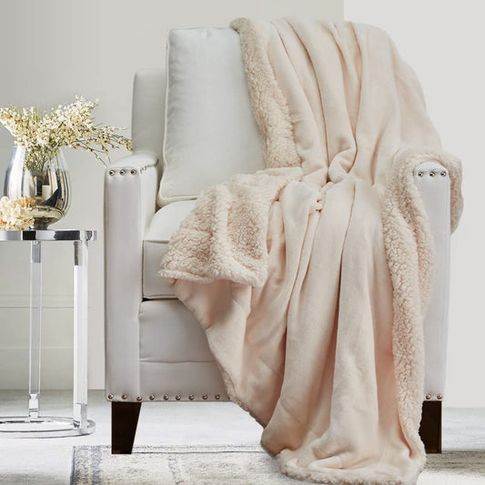 The Connecticut Home Co Bedding Blanket, Queen 90x90, Soft Plush Velvet and Sherpa, Warm Throws for Bed, Gift for Women, Bedroom Luxury Home Decor Accent Blankets for Couch Sofa Chair, Cream