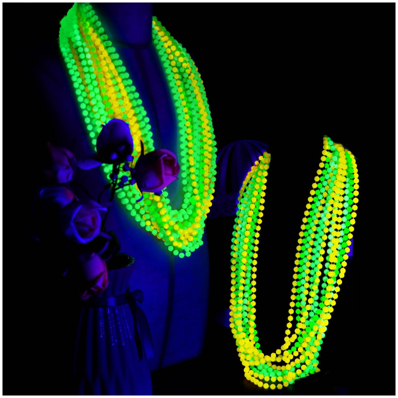 ABONDEVER 48PCS Glow in the Dark Beads Necklaces Glow Party Supplies, 33" Yellow Green Orange UV Black Light Necklaces for Glow Party Favors Night Accessories, Halloween Birthday Party Decorations