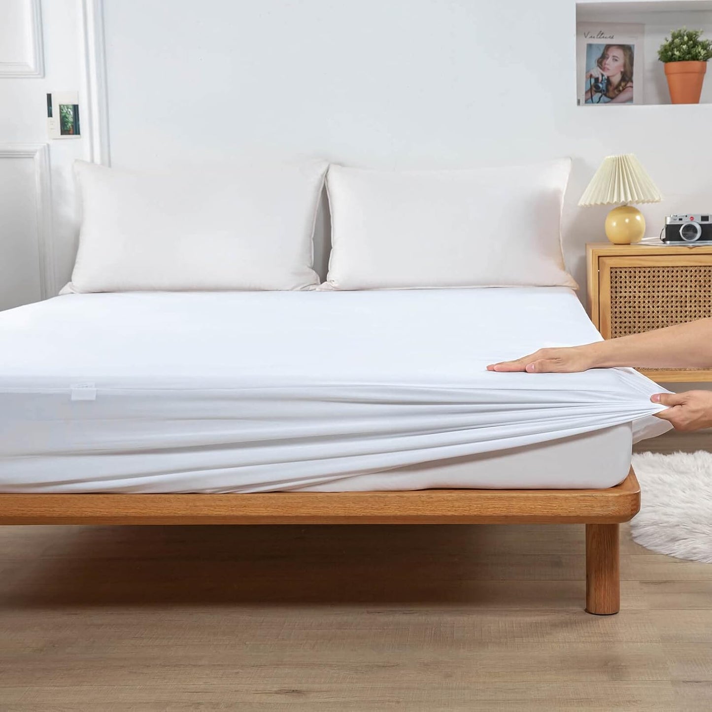 Kingnex Twin Mattress Protector - Waterproof Fitted Sheet with Smooth Surface & Elastic Skirt