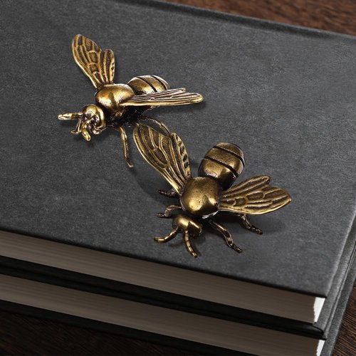 Gold Bee Figurines by [Brand Name] - Elegant Brass Insect Statues for Home Decor | 3-Piece Set