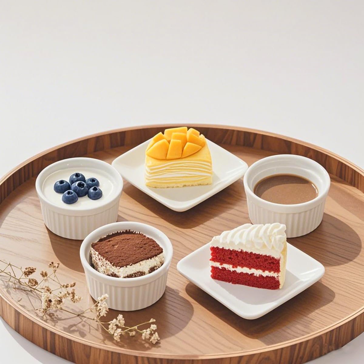 10 oz Ceramic Creme Brulee Ramekins Oven Safe, Small Souffle Ramekins with Lids, Mini Ramekin Set with Covers Set of 4, Pudding Custard Cups Ramiken for Baking, Meal Prep, Picnic, Camping