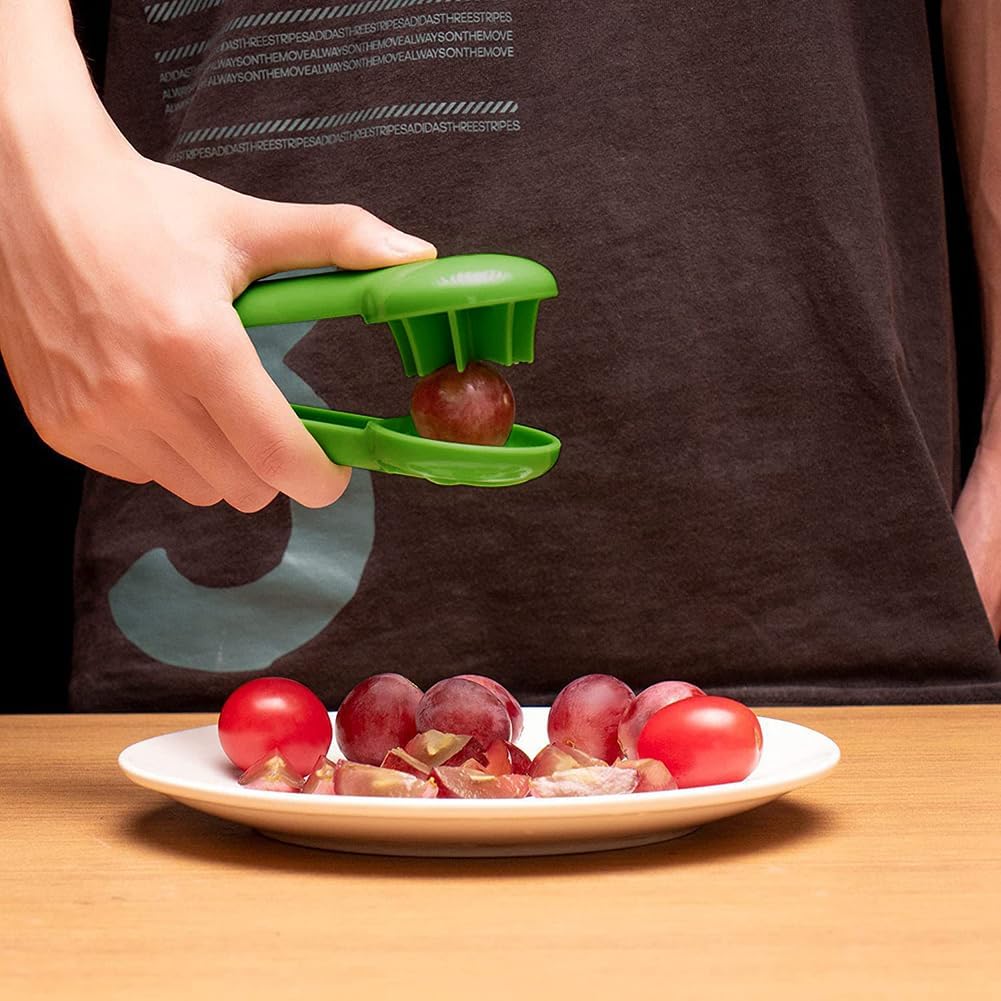 Skiennix Multifunctional Kitchen Gadget - Segmented Cherry Tomato, Strawberry & Grape Slicer