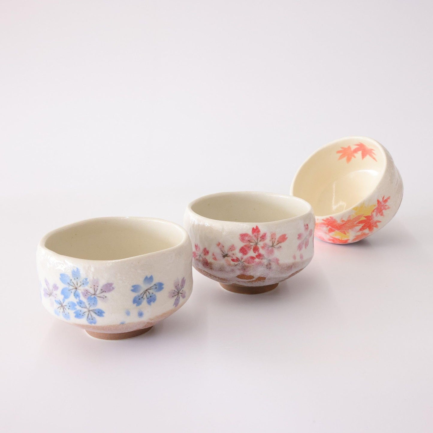 Mino Ware Mini Matcha Tea Bowl, 3.7 inch, Heian-Sakura Red, Japanese Pottery, Ceramic, Small Tea Bowl, Sake, Gift, Chawan, 5.4 floz