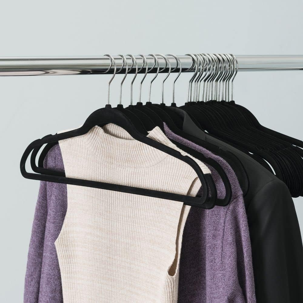 Skiennix Velvet Hangers - Non-Slip, Space-Saving Closet Organizers - Durable Soft-Touch Black Hangers for Clothes & Coats
