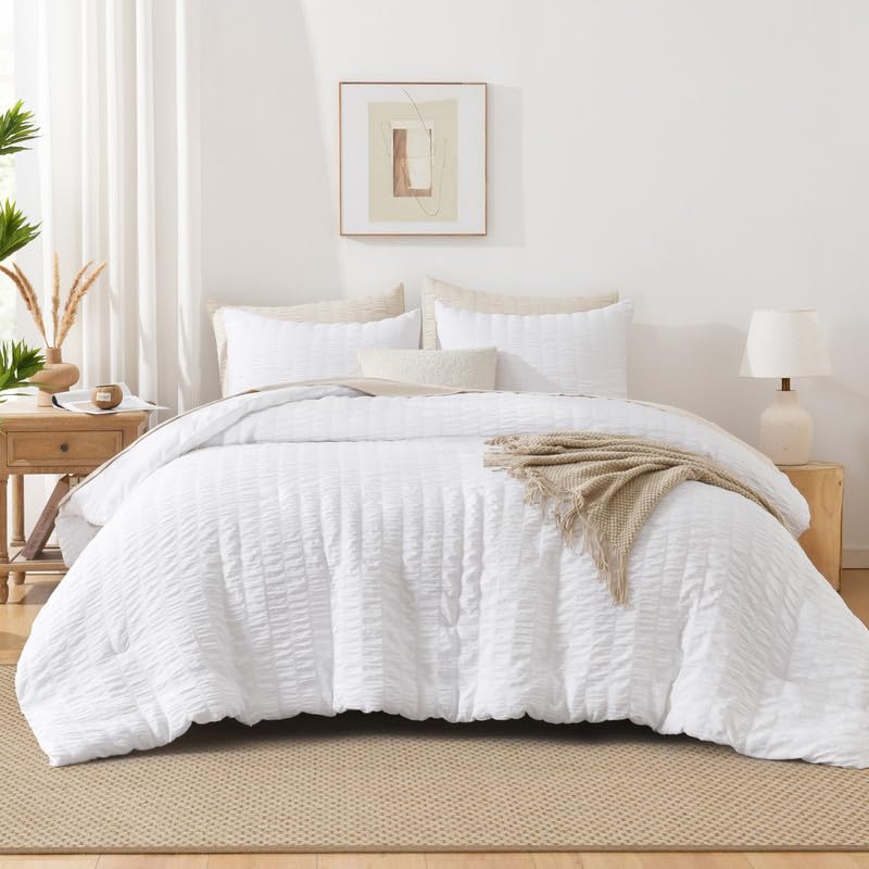 AveLom White Queen Seersucker Comforter Set 90x90 Inches 3 Pieces - Lightweight All-Season Microfiber Bedding