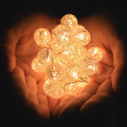 HuTools Globe String Lights for Bedroom, Decorative Lightning, Christmas Lights, Crystal Crackle Ball Lights 10Ft 30 LED Soft White Battery Operated Fairy Lights Perfect for Valentine's Day Decor