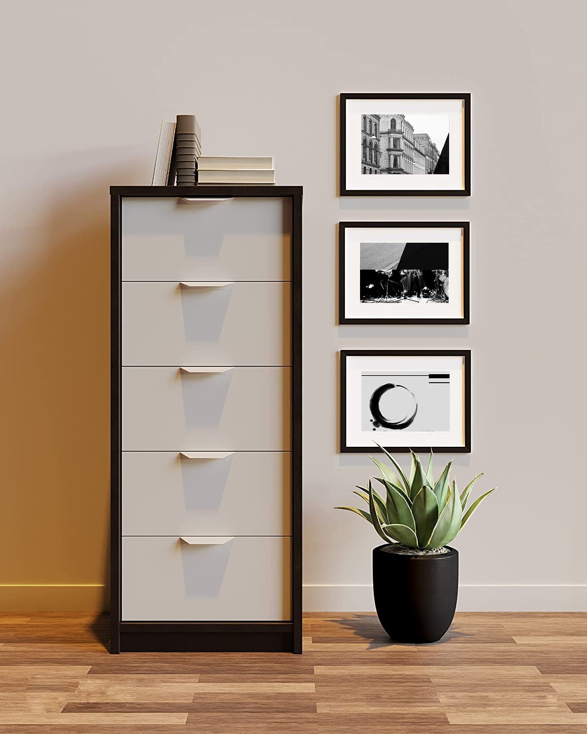 Picrit 8x12 Picture Frame Set of 4, Made of High Definition Real Glass, Display 6x8 with Mat or 8x12 Without Mat, Photo Frames for Wall Mounting or Table Top Display, Black