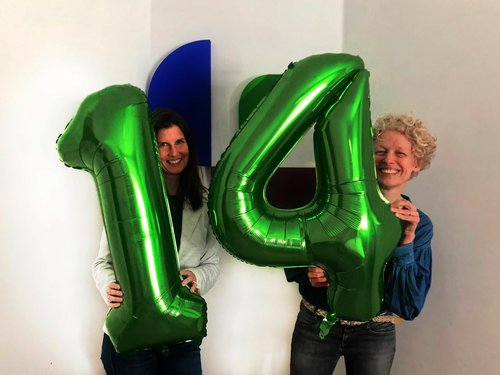 Green Number 14 Balloon - 40 Inch Birthday Decoration for 14th Year Celebration | Perfect for St. Patrick's Day Parties