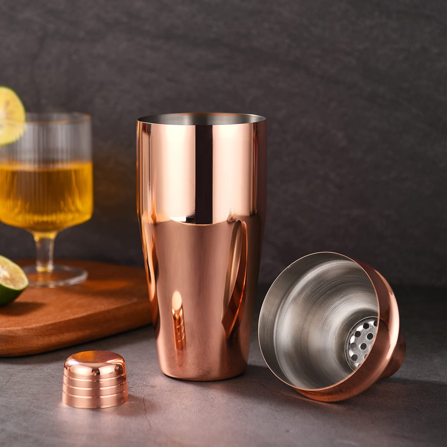 LUCKYGOOBO Cocktail Shaker,24 oz Martini Shaker,Food Grade Stainless Steel Martini Mixer Built-in Strainer,Drink Shaker,Bartender Kit Gifts. (Rose Gold)