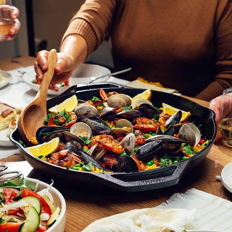 14 Inch Pre-Seasoned Cast Iron Skillet - Heavy Duty Nonstick Frying Pan