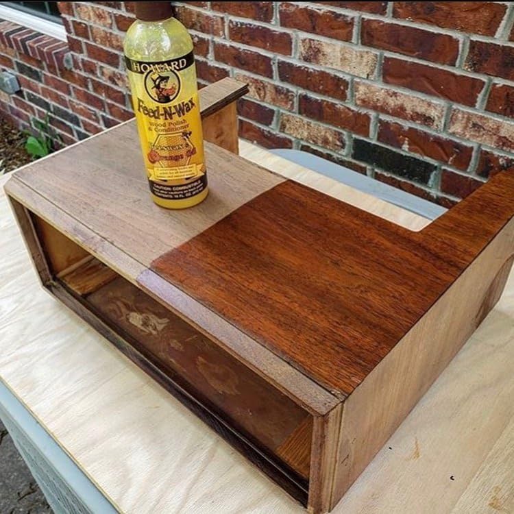 Howard Feed-N-Wax Wood Polish & Conditioner 64 Oz - Protect & Enhance Natural Grain
