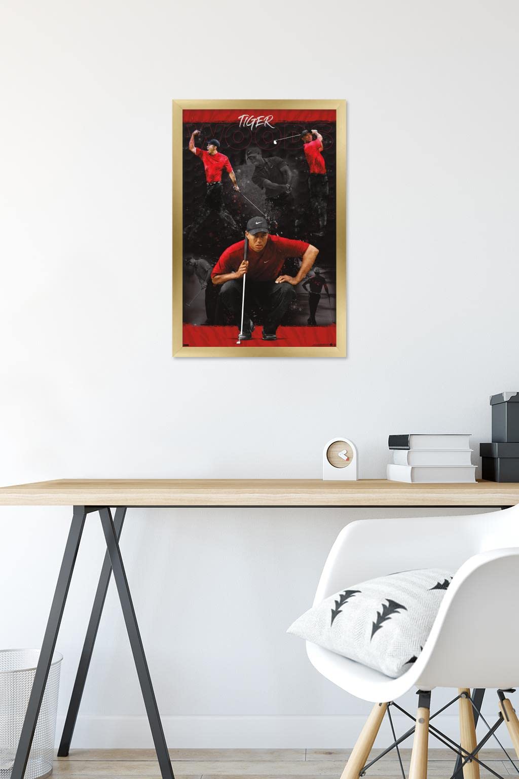 Trends International Tiger Woods - Sketch Wall Poster, 14.725" x 22.375", Gold Framed Version