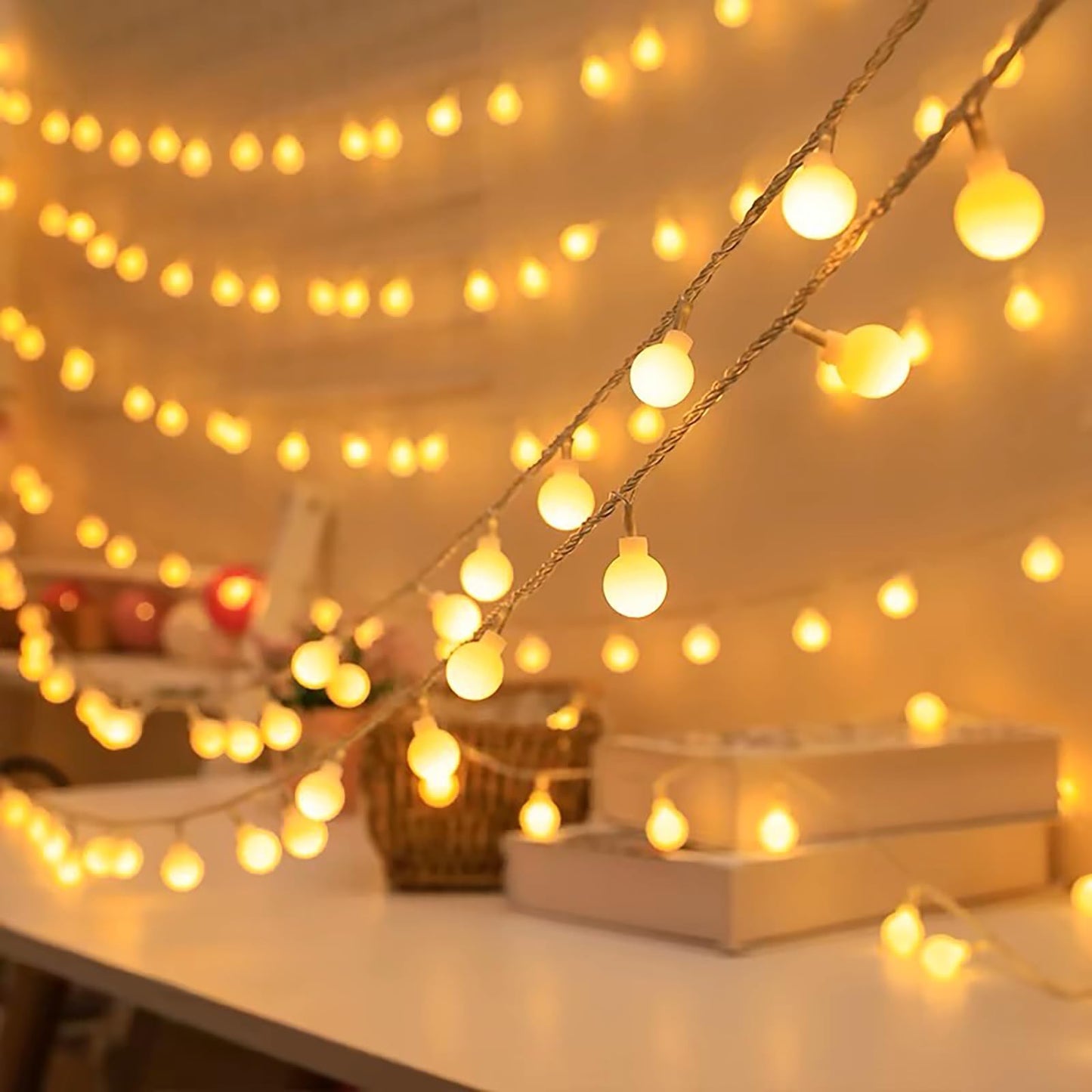 AUAUY String Lights, 40 LED 19.6FT String Lights Battery Operated 2 Modes, Christmas Lights Bedroom, Waterproof Outdoor Lights for Indoor Outdoor Wedding Party New Year Garden Decorations(Warm White)