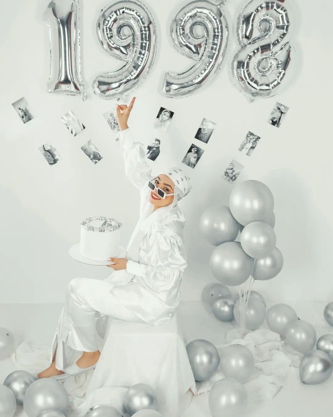 Silver Number 8 Balloon 40 Inch, 8th Birthday Party Decorations for Children, Giant 8 Foil Balloon for Party Supplies
