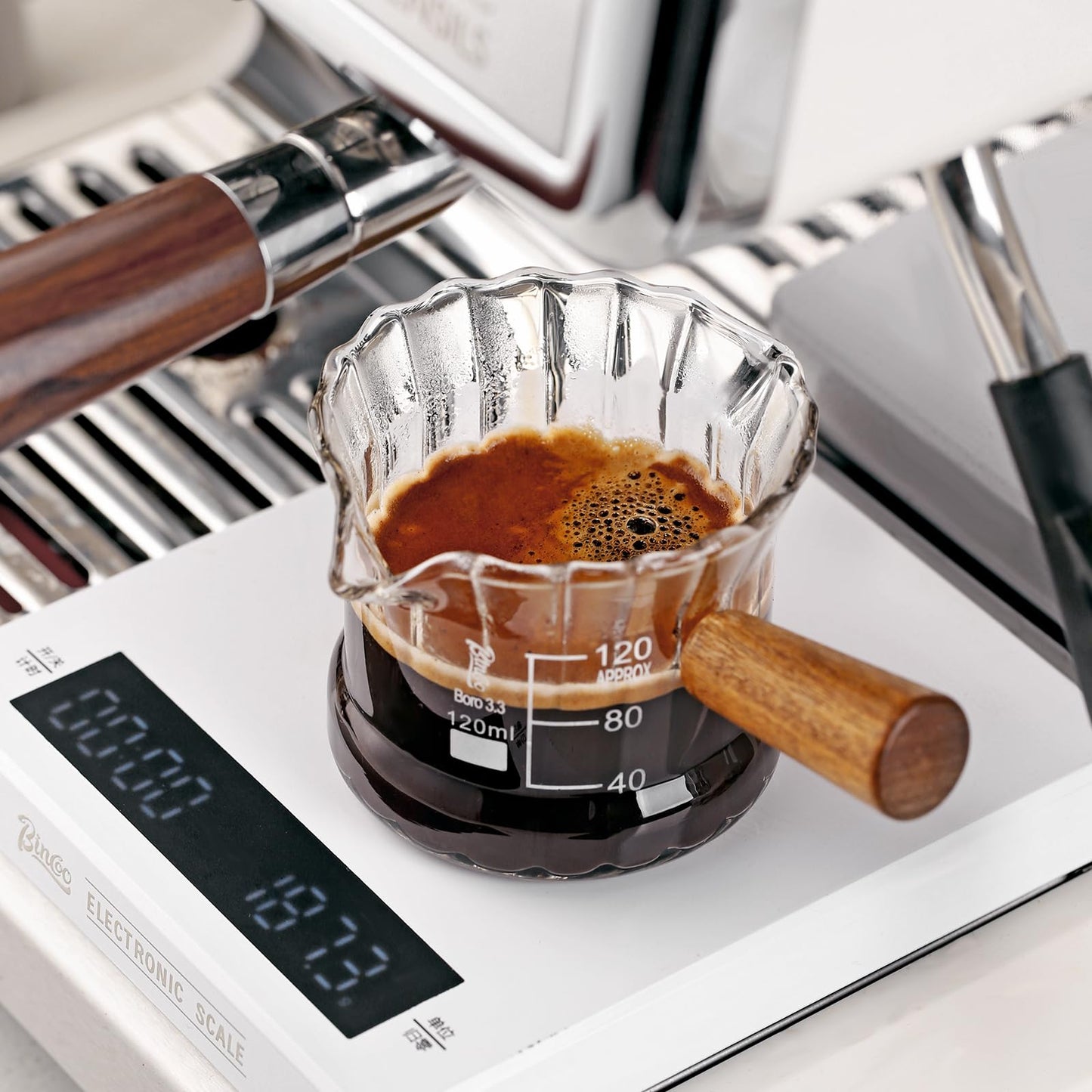 Bincoo Espresso Shot Glass Set of 2, 120 ML Premium Espresso Cups with Handle and Dual-Scale, Espresso Shot Glass with V-Shaped Mouth. Each cup holds 120ML (4oz), ideal for single or double shots.