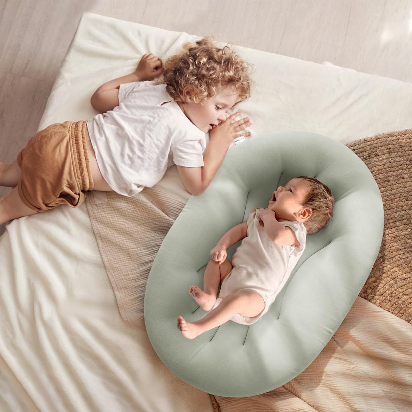 Skiennix Baby Lounger - Portable & Lightweight Pillow for Tummy Time & Diaper Changes | Skin-Friendly for 0-12 Months